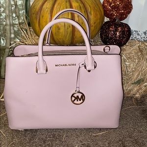 MK PURSE LIGHTLY USED!